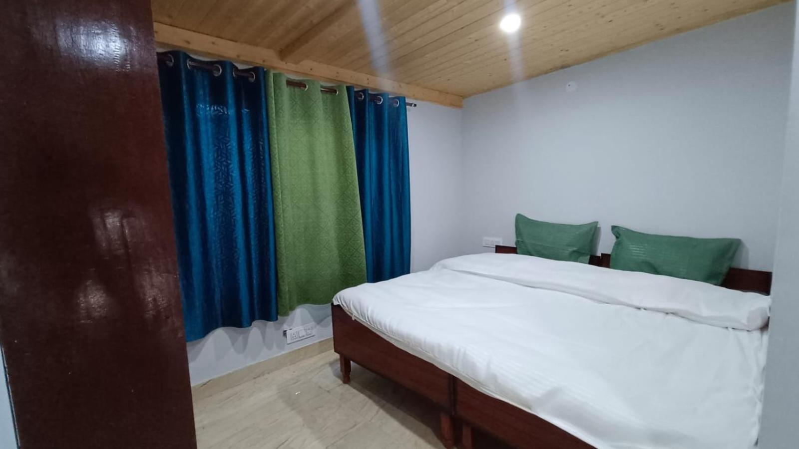 Shiv Shakti Homestay - Near Isbt, Bypass Mc Parking, Hpu, And Advance Study Shimla Extérieur photo